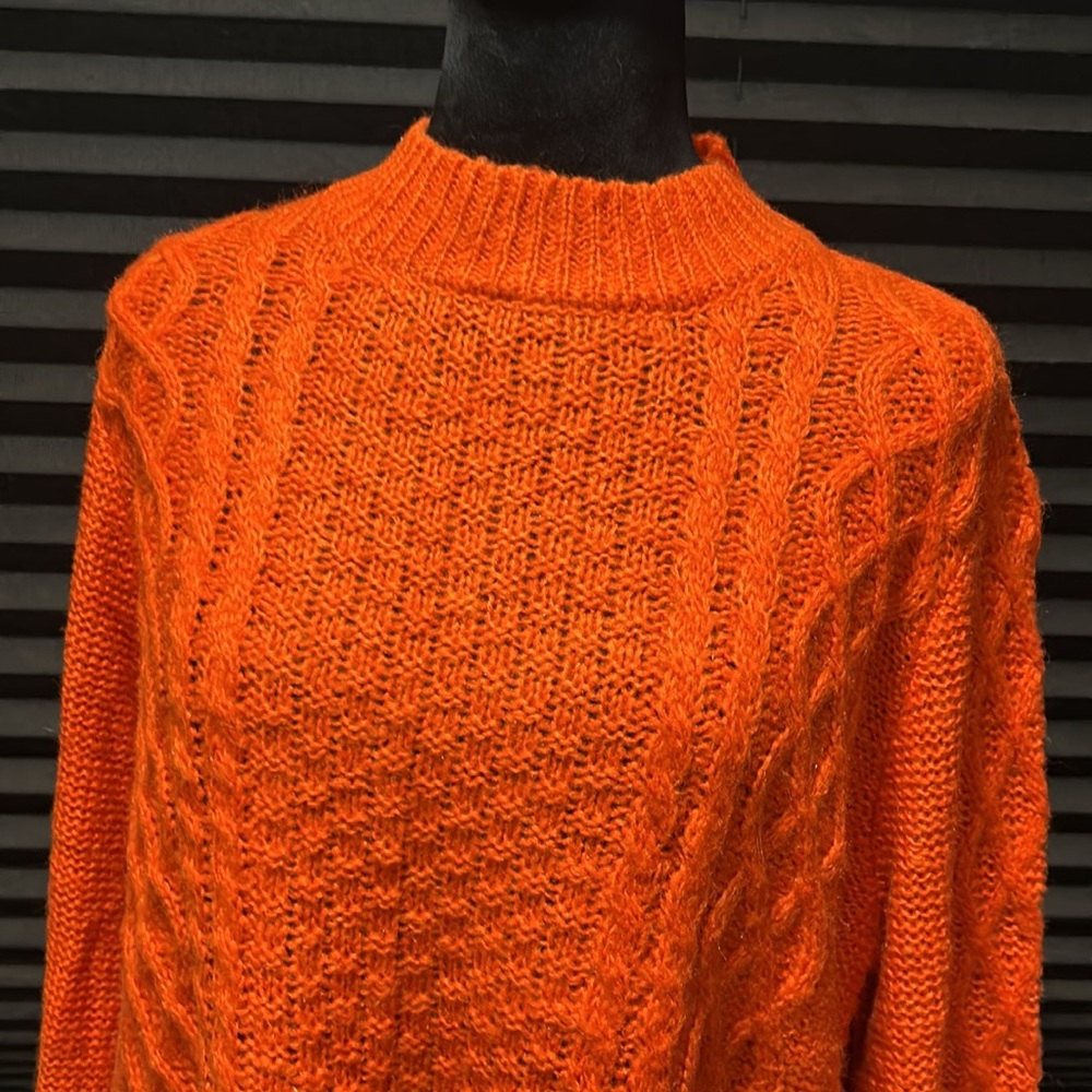 Volcom Women’s Orange Rust High Neck‎ Bishop Sleeve Cable Knit Sweater Large - Picture 4 of 8
